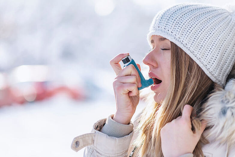 Astma oskrzelowa – rodzaje, przyczyny, objawy i leczenie